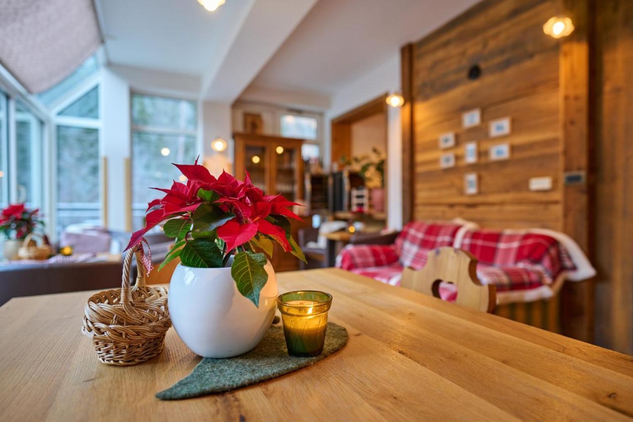 Eko Hisa-Eco House Na Razpotju Hotel Solcava Luaran gambar