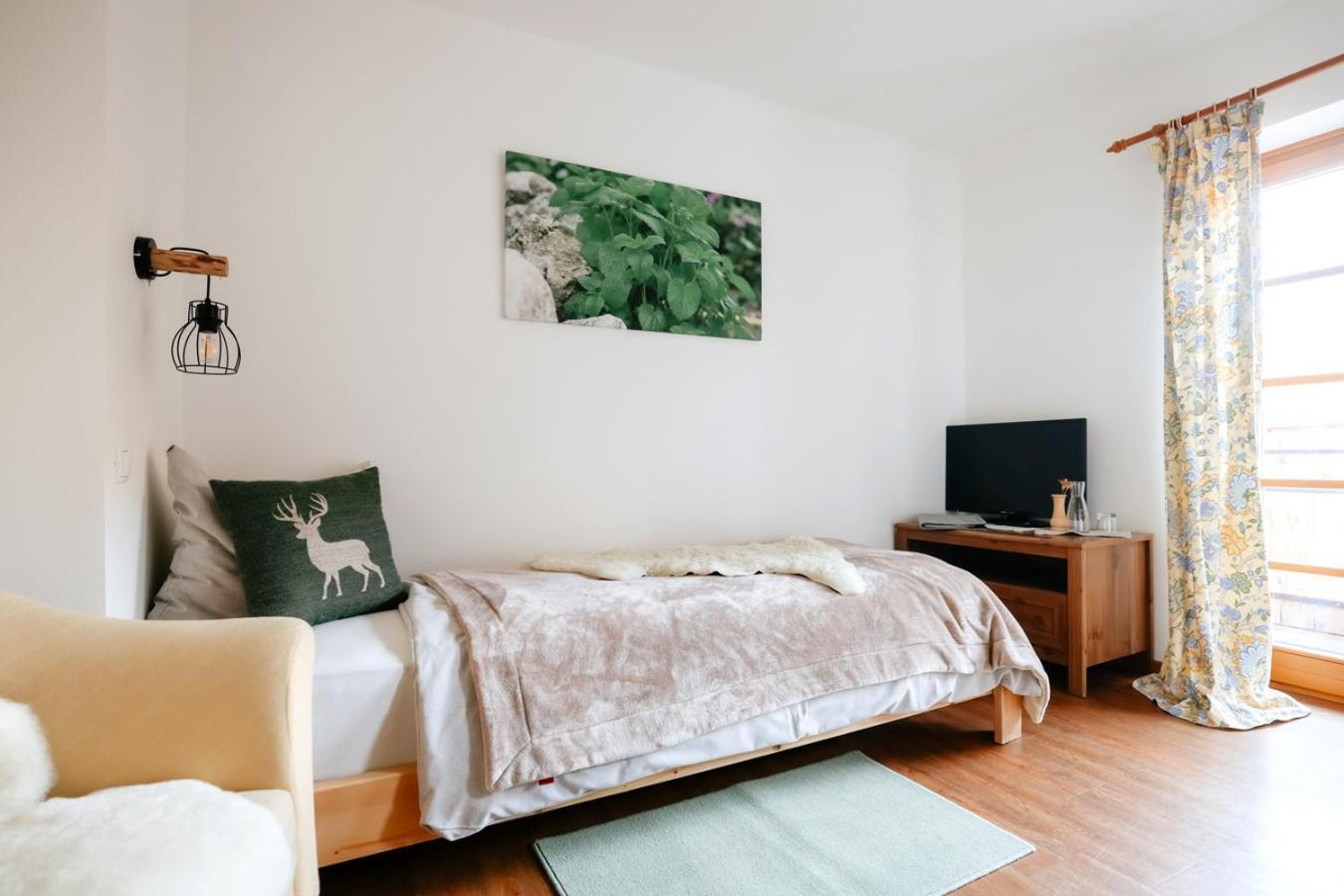 Eko Hisa-Eco House Na Razpotju Hotel Solcava Luaran gambar